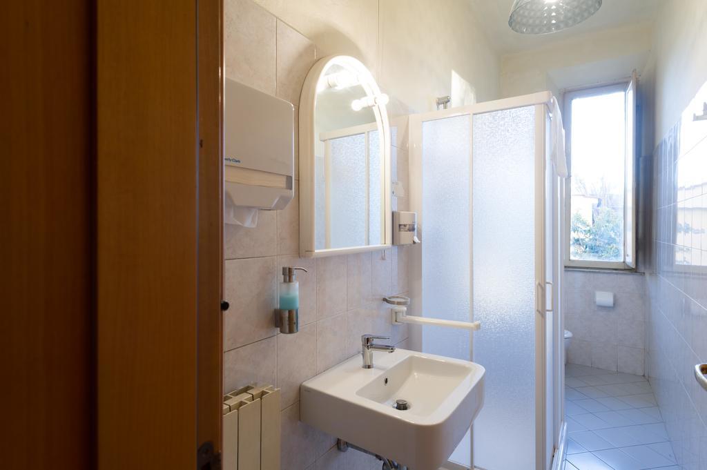 Hotel Moderno Pise Extérieur photo
